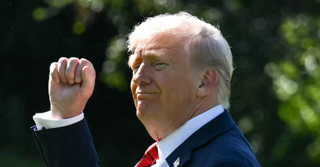 Trump Proposes $10K Bonuses for Air Traffic Controllers Who Worked During Shutdown