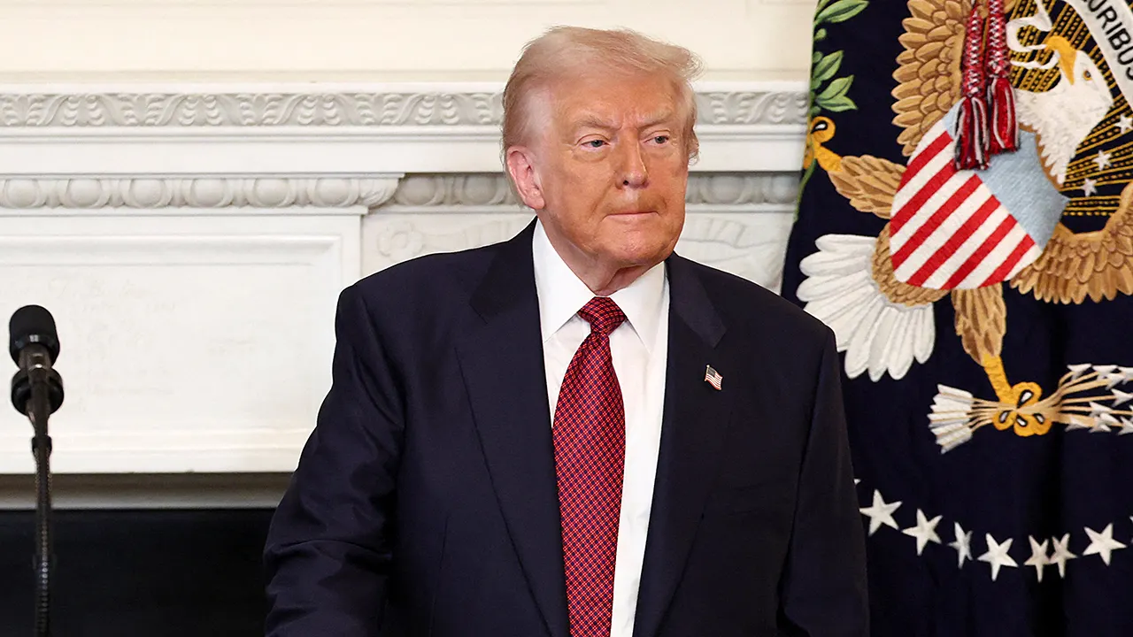 Trump likens Democrats to kamikaze pilots during government shutdown