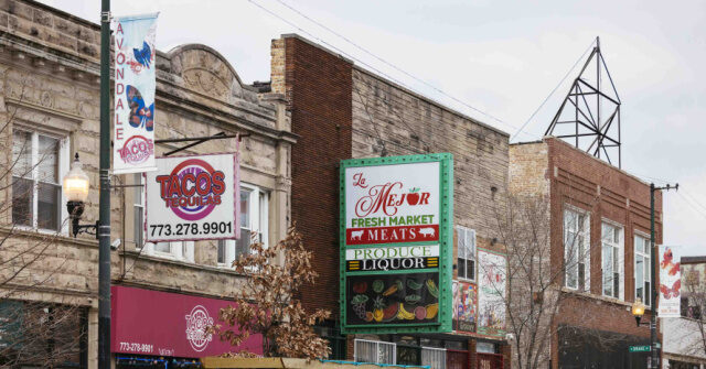 Trump's Immigration Push Straining Chicago's Migrant Economy