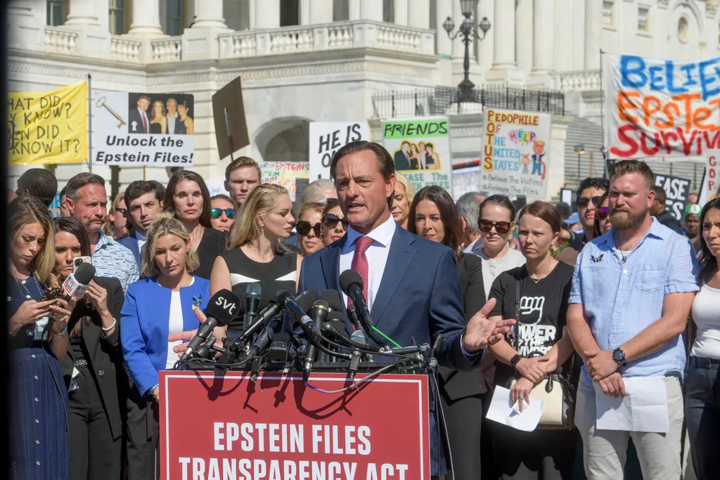 Trump's conspiracy weapon backfires, lessons learned