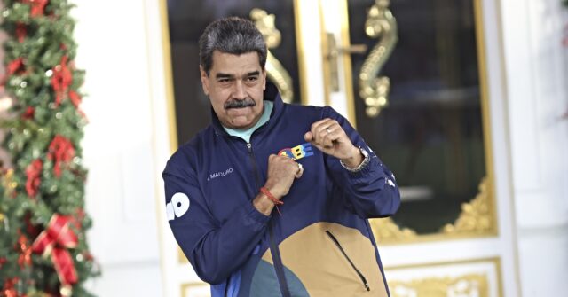 Venezuela's Maduro Performs 'No Crazy War' Dance for U.S. Students