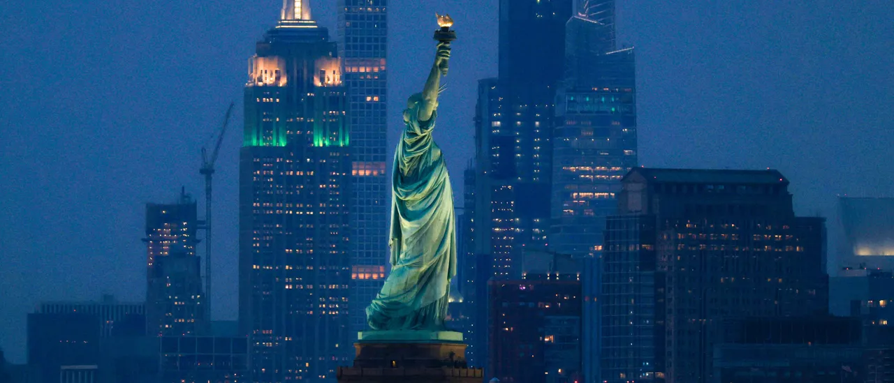 Victor Davis Hanson: Addressing Opposition to Ellis Island Immigration