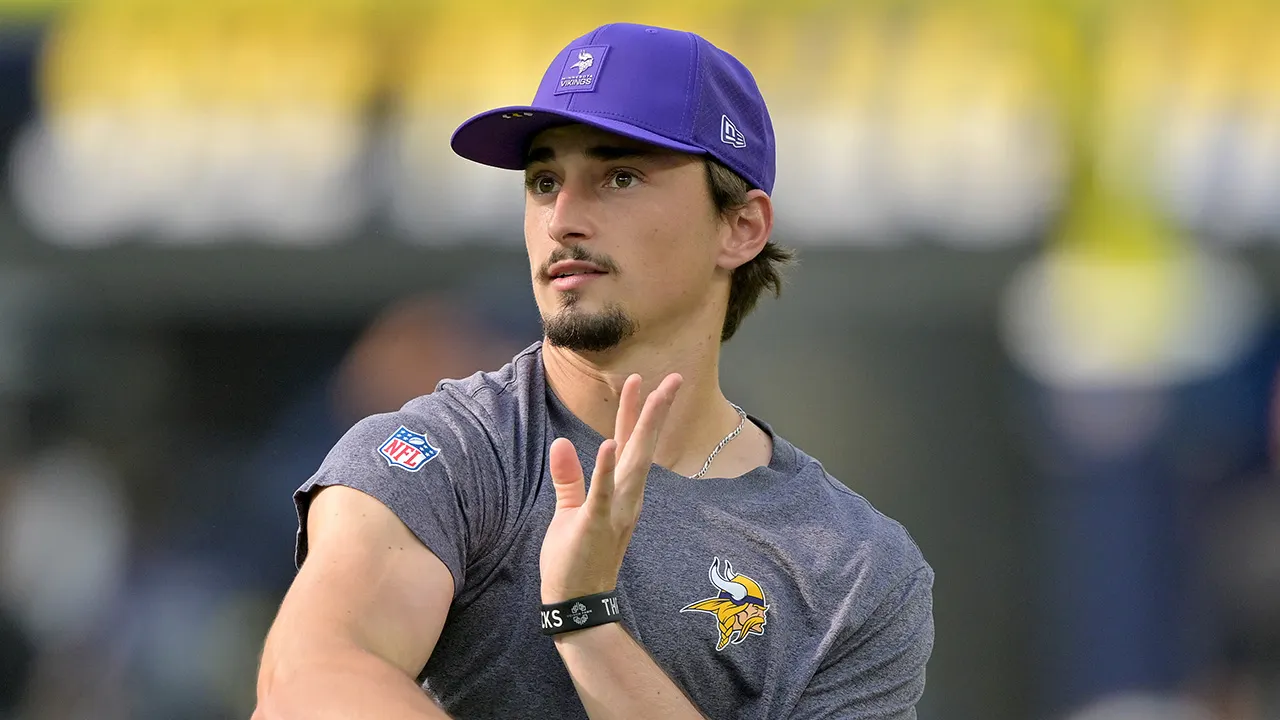 Vikings' Max Brosmer set to be the 19th backup quarterback to start this season