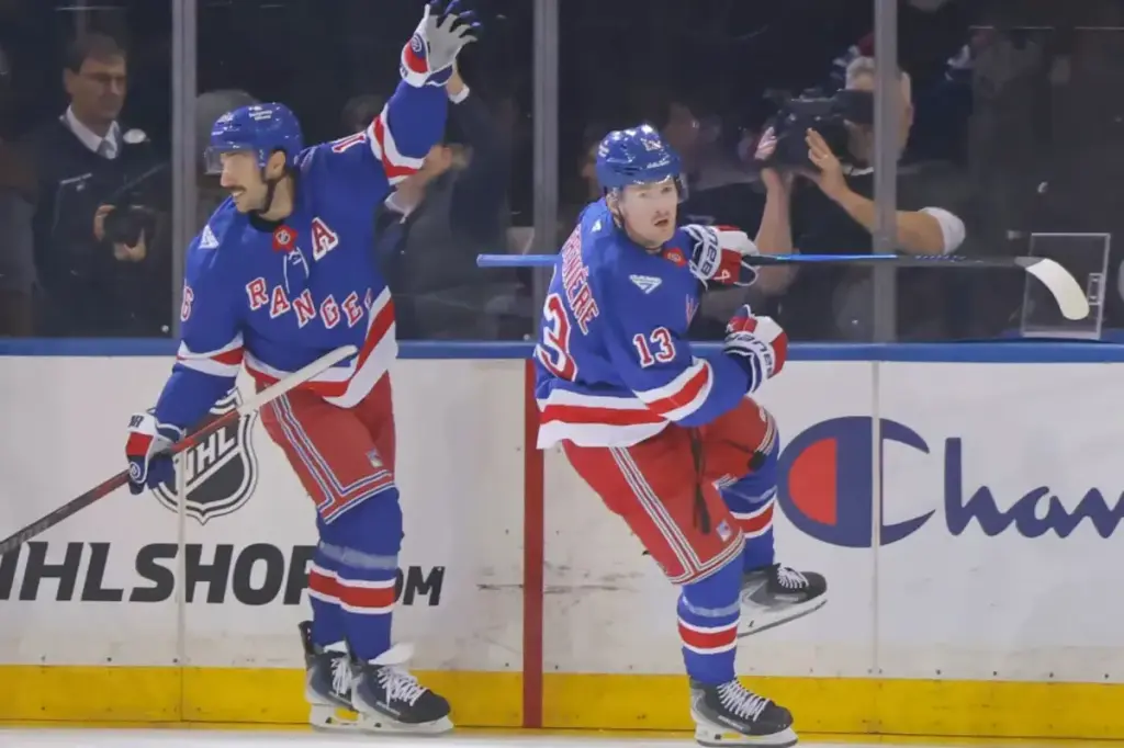 Vincent Trocheck's return to the Rangers helps Alexis Lafreniere.