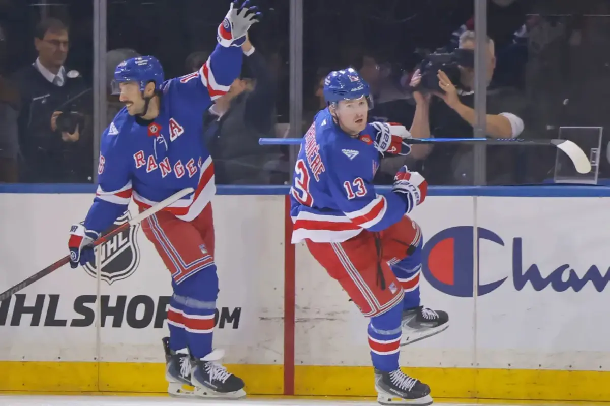 Vincent Trocheck's return to the Rangers helps Alexis Lafreniere.