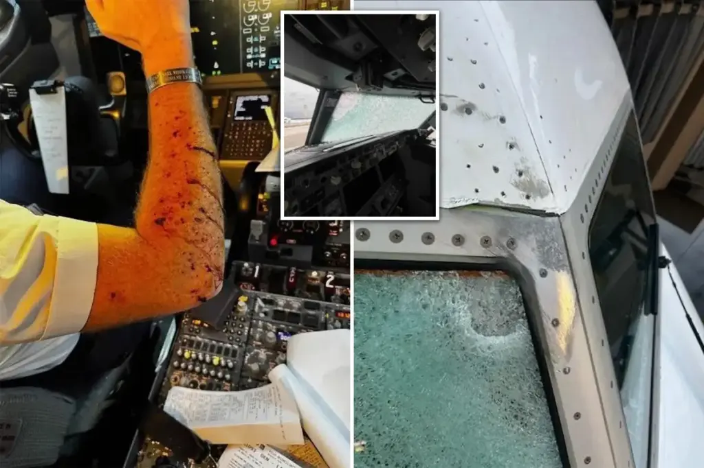 Weather balloon broke the windshield of United Airlines flight at 36,000 feet above Utah