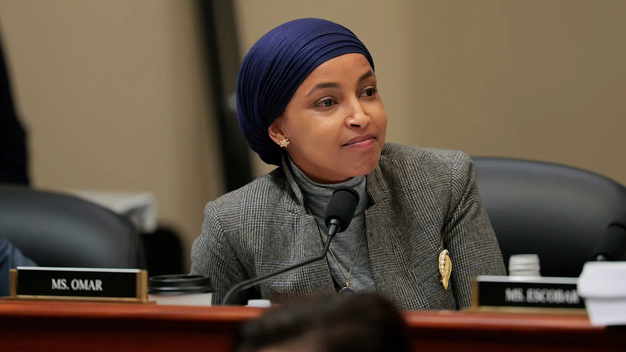 White House reacts to Omar's deportation remarks with Trump image