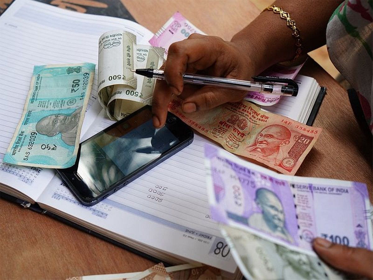 Why is the Indian rupee declining? Is now the right time to send money?
