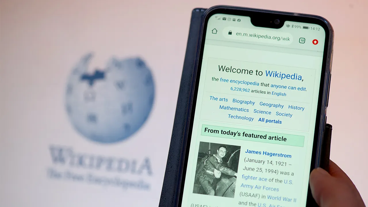 Wikipedia explores new topics by discussing theories on Jesus' sexuality.