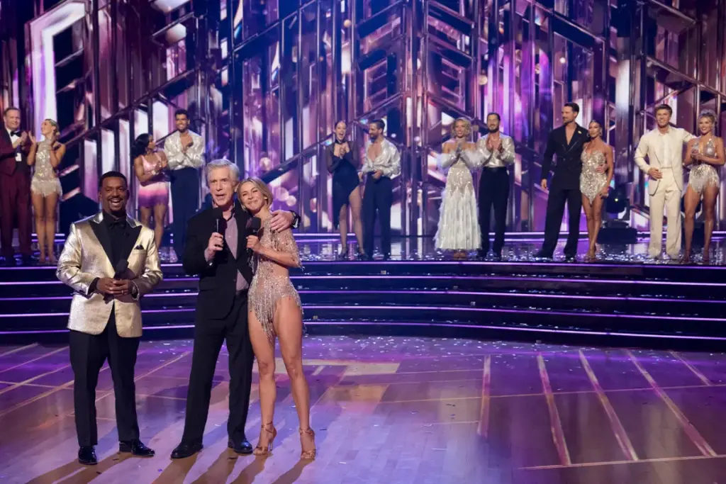Winner of Season 34 of 'Dancing With the Stars': Find Out Who Took Home the Mirrorball Trophy