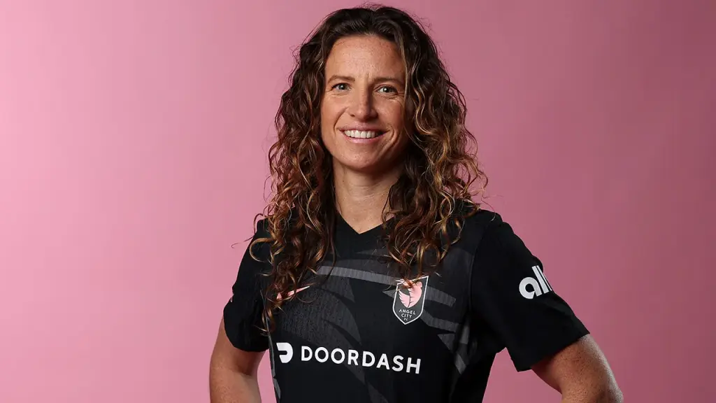 Women’s soccer player addresses criticism for urging NWSL to establish clear gender guidelines
