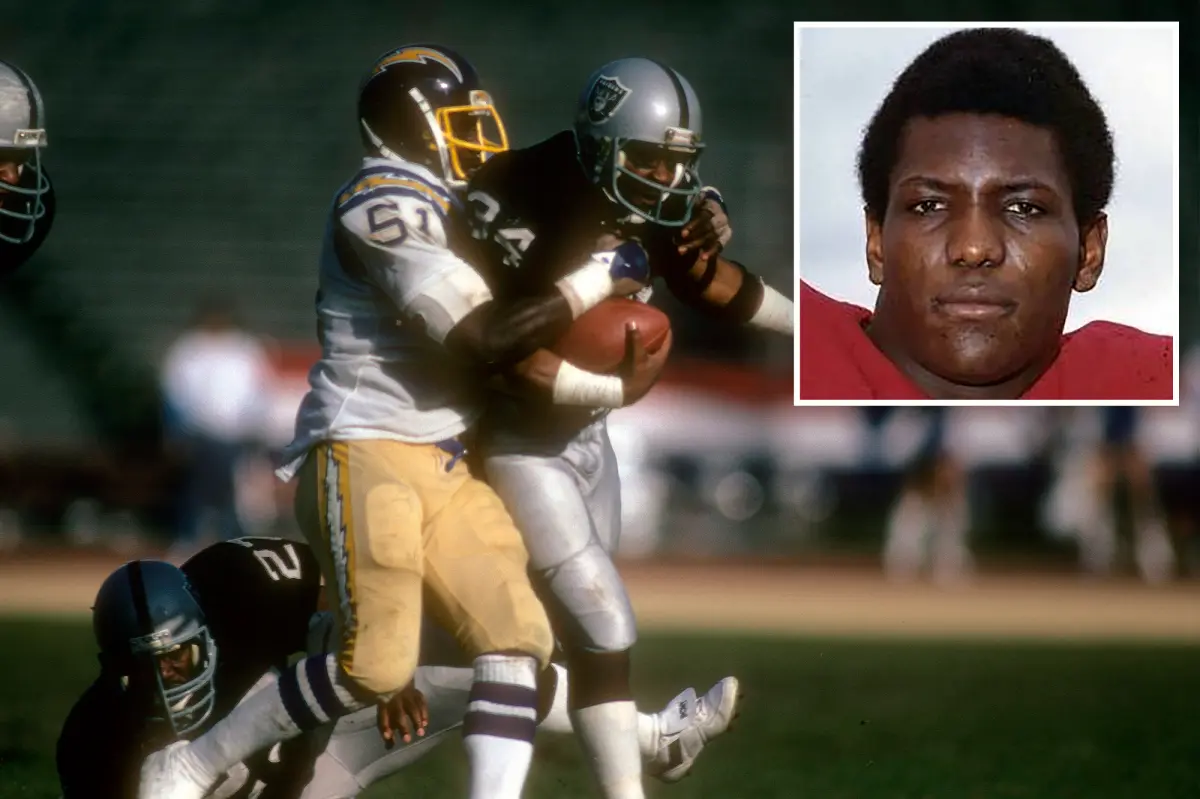 Woodrow Lowe, a College Football Hall of Famer, has passed away at 71.