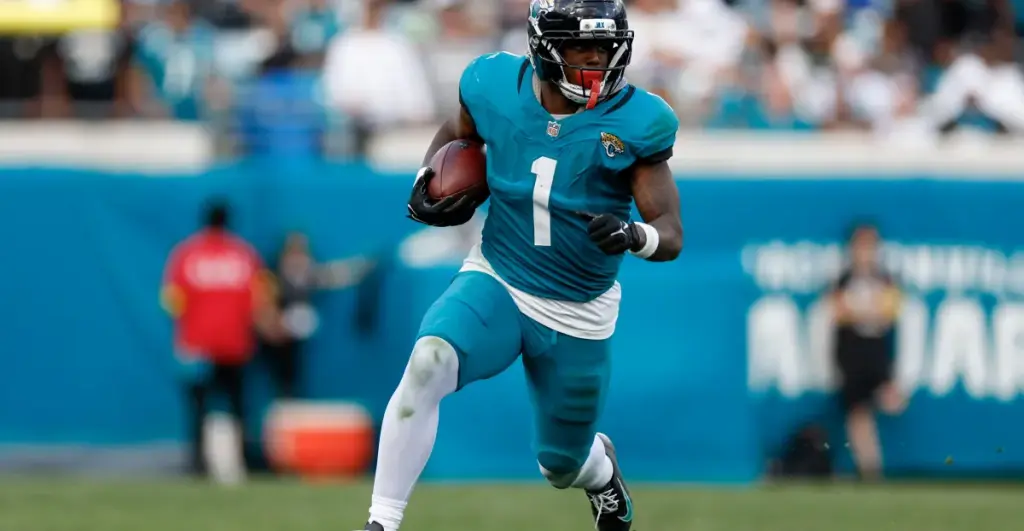 Best 90 PPR running backs for fantasy football in Week 16