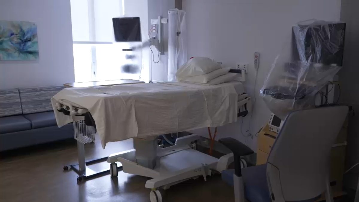 450,000 New Yorkers will forfeit Essential Plan health insurance due to federal budget cuts.