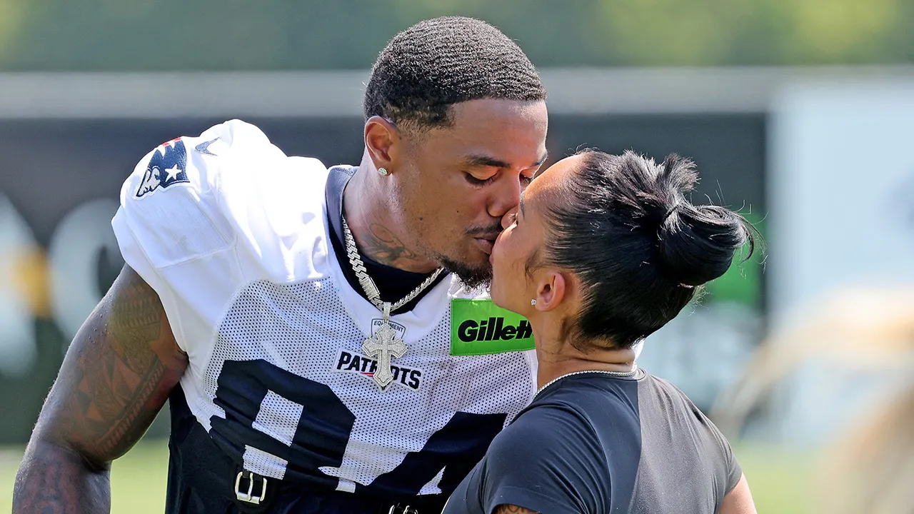 49ers' Kendrick Bourne discusses his wife's costly lifestyle