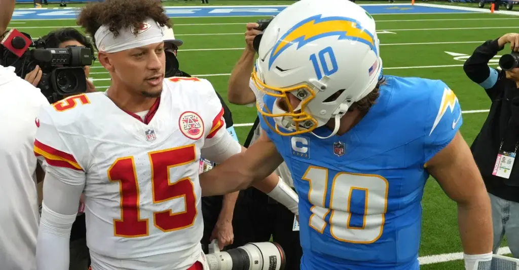 AFC standings: Implications of Chargers-Chiefs matchup for playoffs