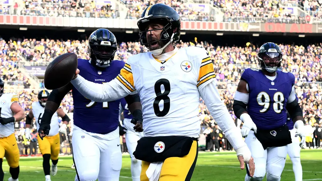 Aaron Rodgers criticizes the media following the Steelers' victory