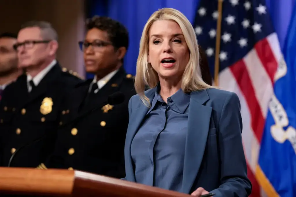 Attorney General Pam Bondi mishandled the Epstein documents, according to Susie Wiles.