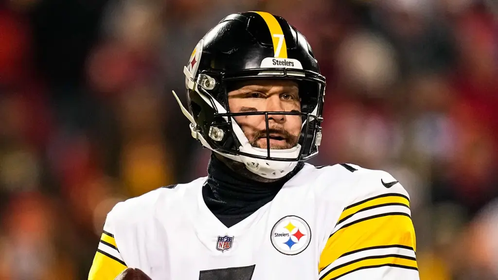 Ben Roethlisberger believes the Steelers should part ways with Mike Tomlin.