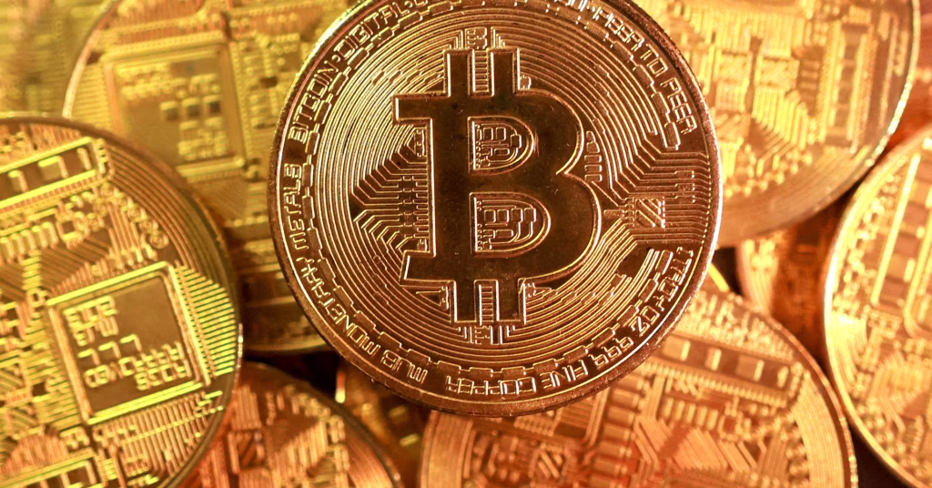 Bitcoin declines as negative feelings increase