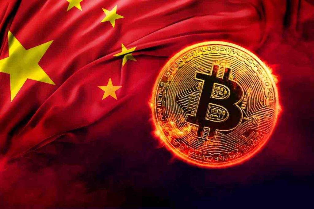 Bitcoin hash rate drops as China disconnects 400,000 mining machines; is a BTC crash ahead?