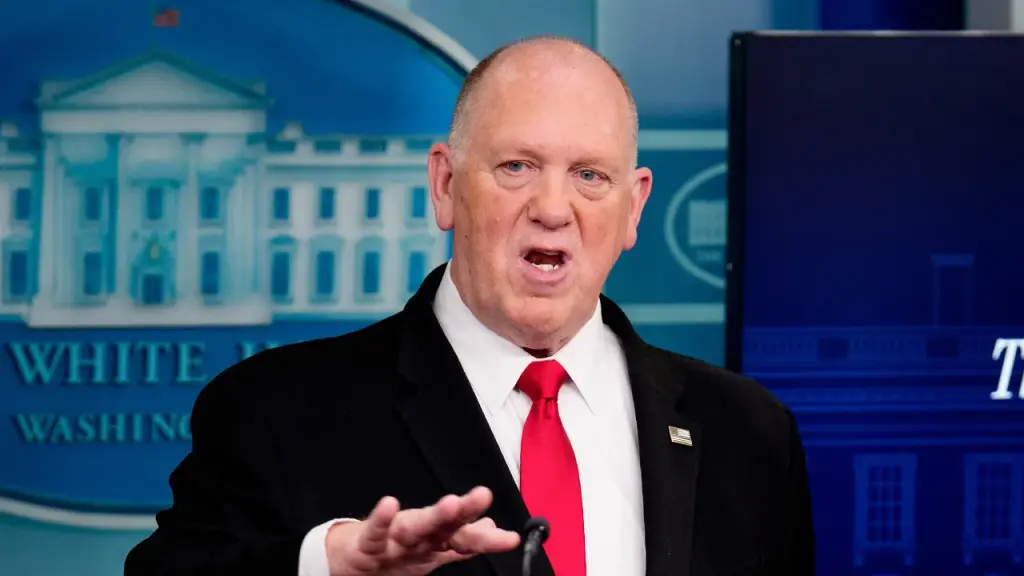Border chief Tom Homan challenges Democrats on prosecution.