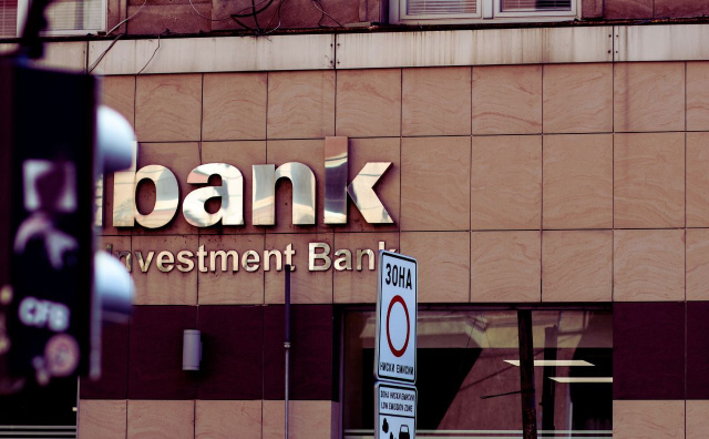 Bulgarian Banks Stopping Card Payments During New Year Amid Euro Changes