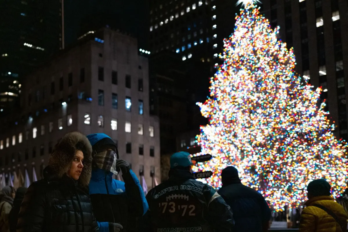 Christmas is approaching &mdash; here are some jokes for Santa.