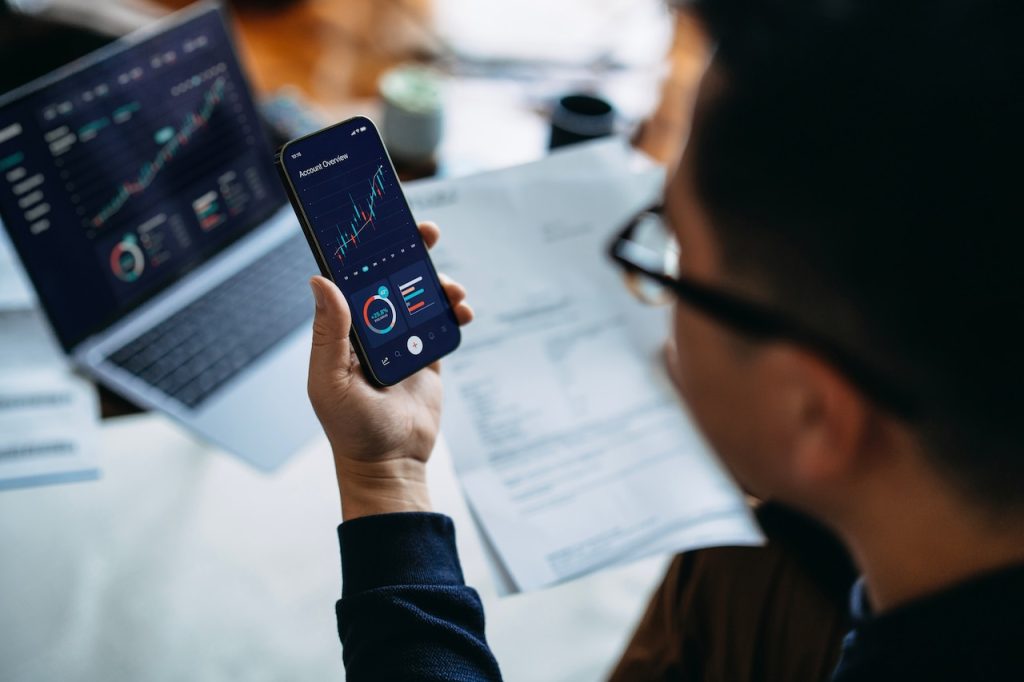 Closing a credit card will impact everyone in different ways. Here’s why.