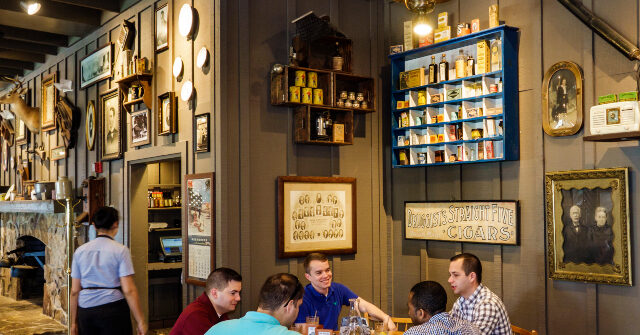 Cracker Barrel Patrons Complain About Decrease in Food Quality