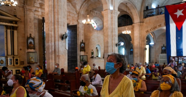 Cuba Expels Priest for Ringing Church Bells in Protest