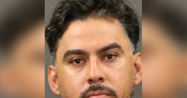 DHS Detains Leader of MS-13 'Assassination Squad' in Nebraska