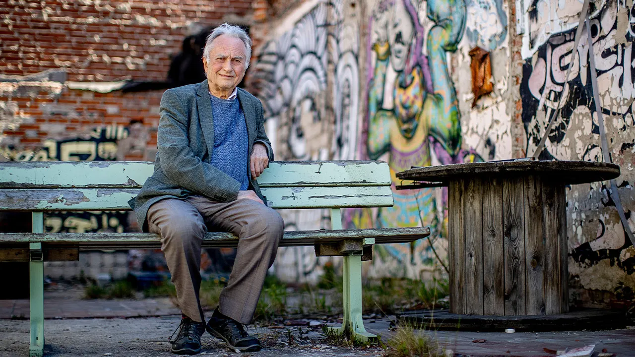 Dawkins supports Rowling regarding her remarks on transgender issues and the care of children.