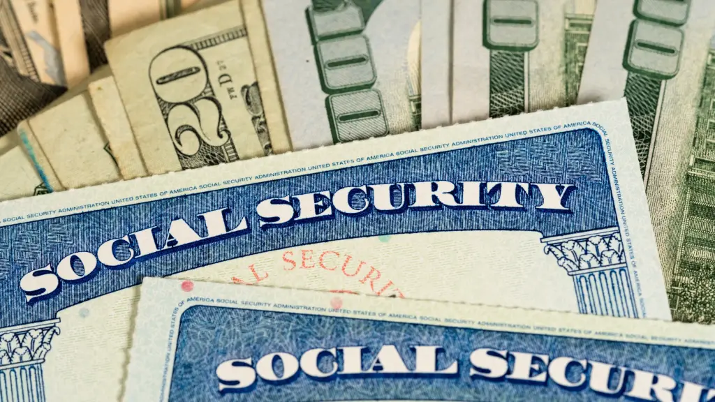 Discover the highest Social Security benefit amounts for ages 62 to 85 in 2026.