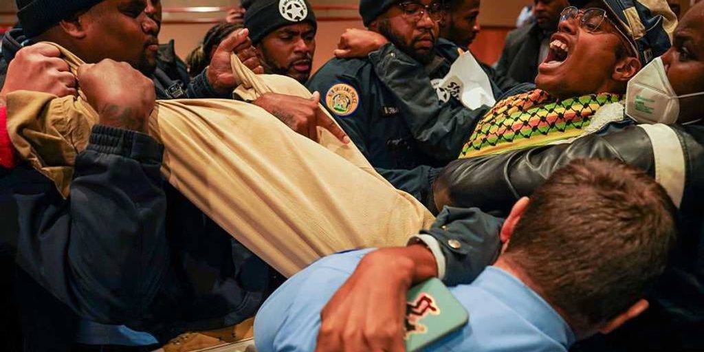 Disorderly anti-ICE demonstrators interrupt NOLA city council meeting &mdash; police remove activist