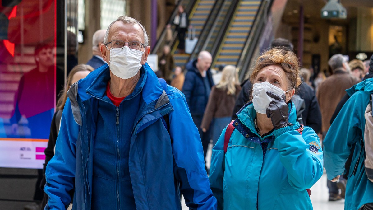 Do I need to wear a mask if I have the flu? Here’s what research shows