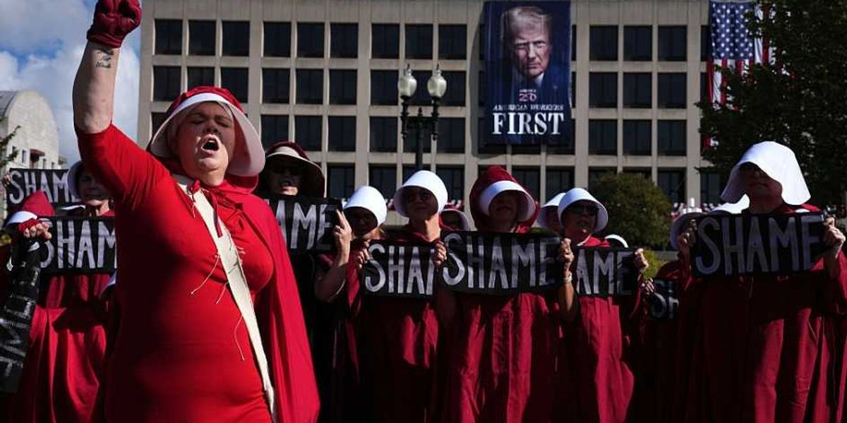 Do birth control pills cause women to share the same thoughts?