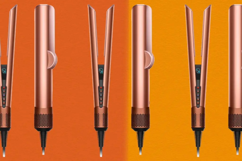 Dyson Airstrait Cyber Monday offer—Best price ever recorded