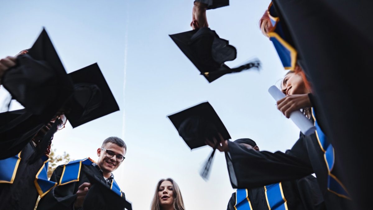 Education regulator alerts that DEI overshadows social work program accreditation.