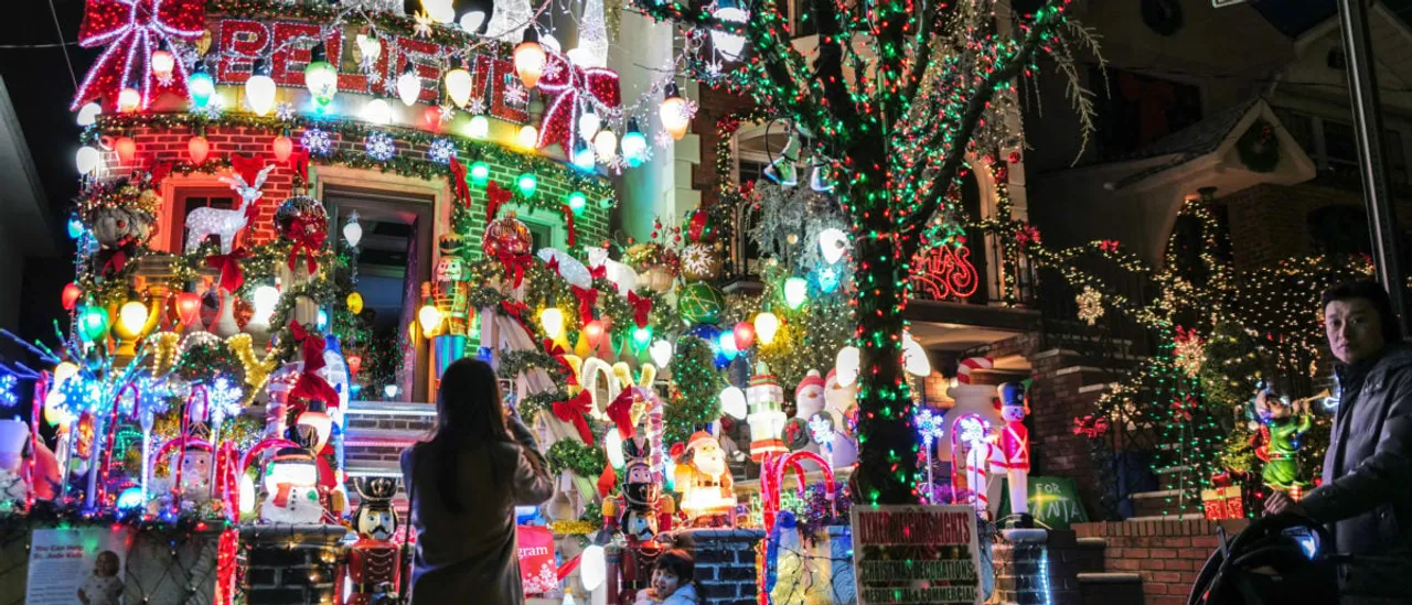 Family Claims They Were Penalized $50 Daily for Holiday Light Displays