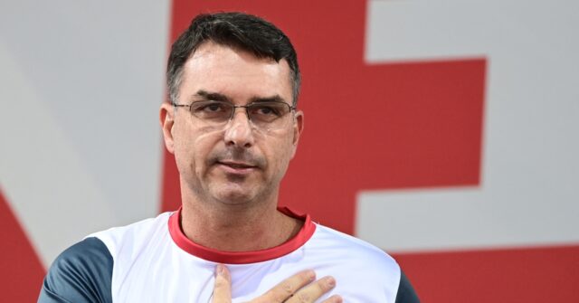 Flavio Bolsonaro Announces Presidential Run Unless His Father is Released