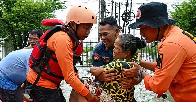 Flooding and Landslides in Indonesia Result in More Than 800 Deaths