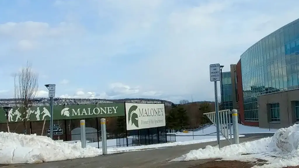 Former music instructor charged with improper relationship with student