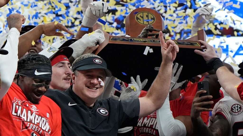Georgia stops Alabama's SEC title streak and looks forward to a playoff break