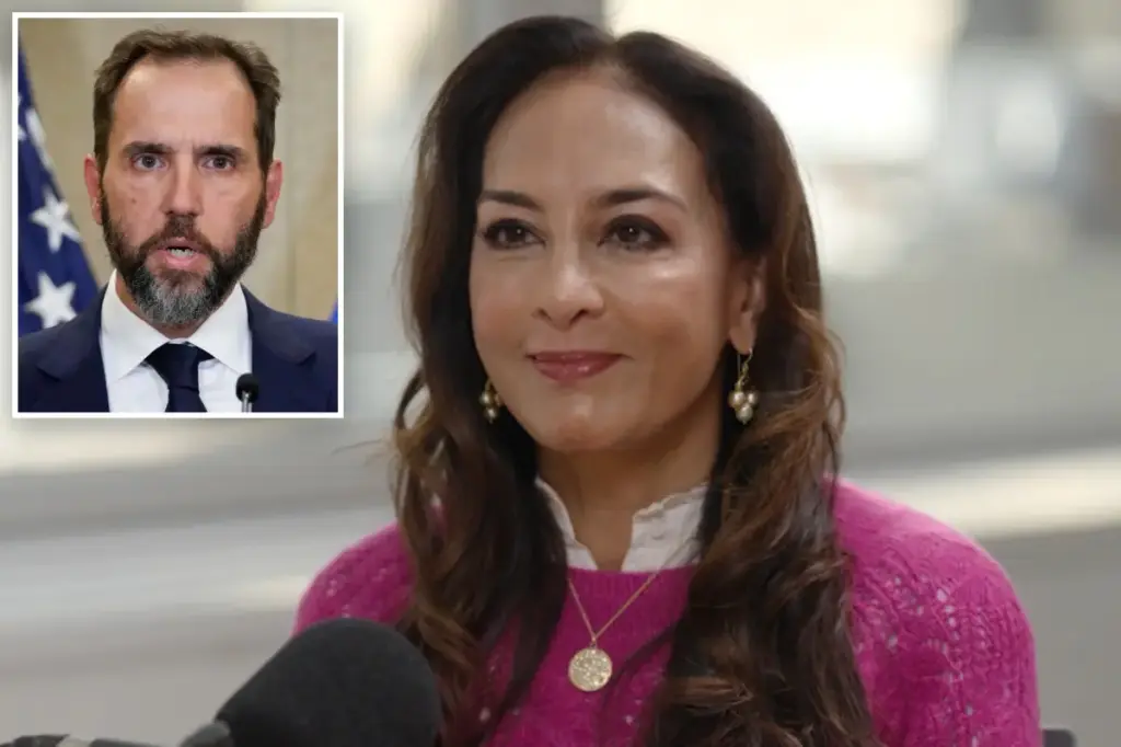 Harmeet Dhillon reveals that the FBI monitored her during the Arctic Frost investigation on 'Pod Force One'