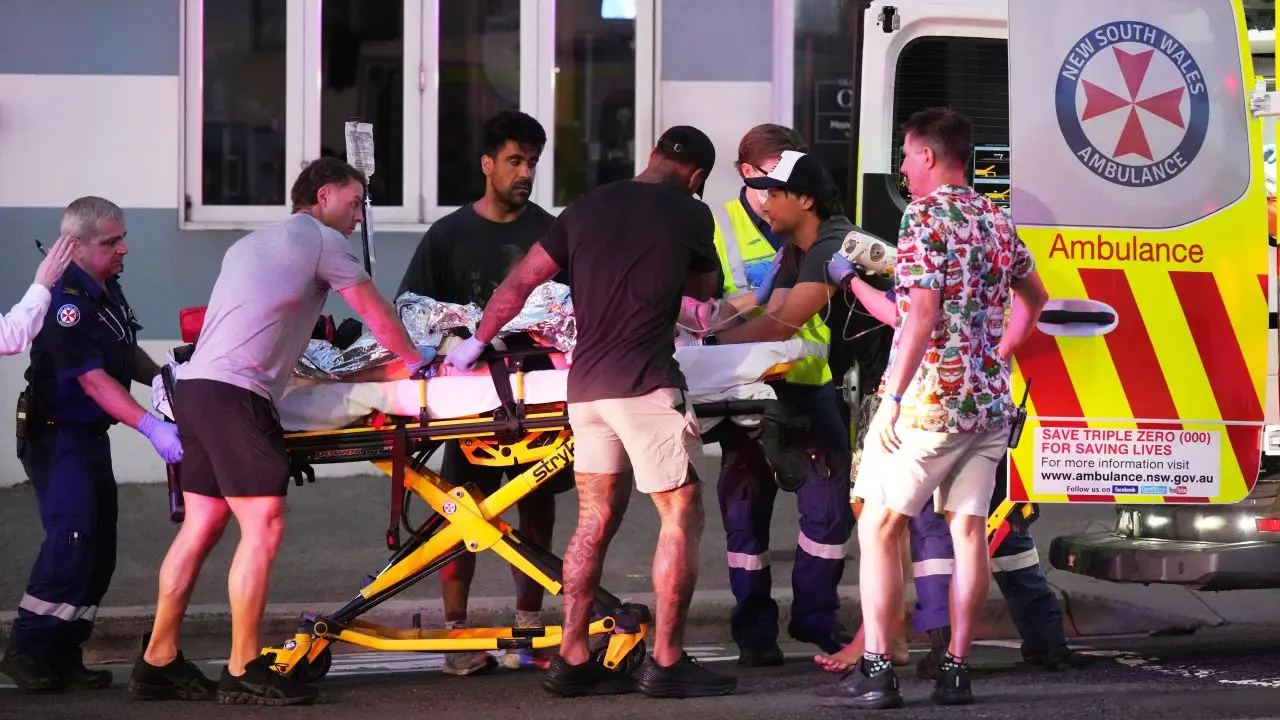 Israeli officials hold Australia responsible for the shooting at the Sydney Hanukkah event