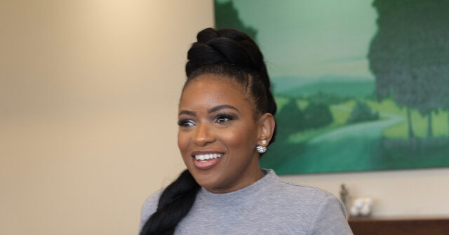 Jasmine Crockett Submits Documents to Campaign for U.S. Senate