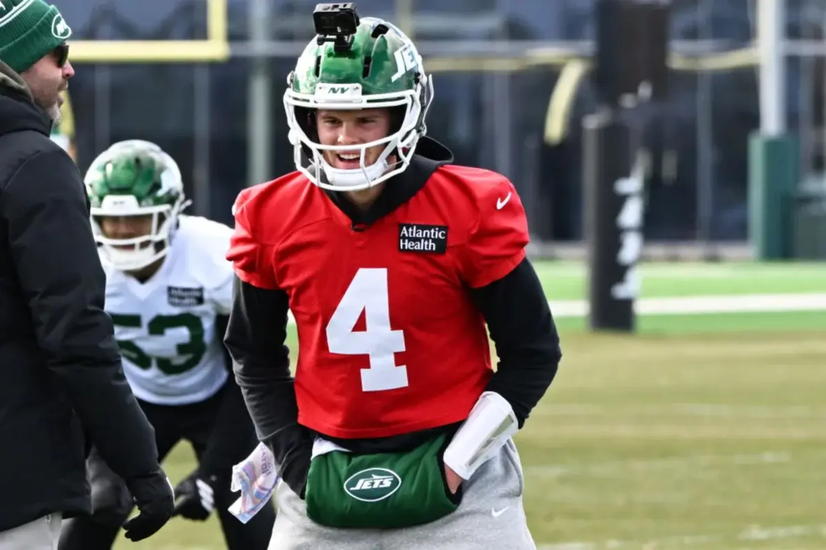 Jets rookie quarterback Brady Cook set to begin against the Jaguars