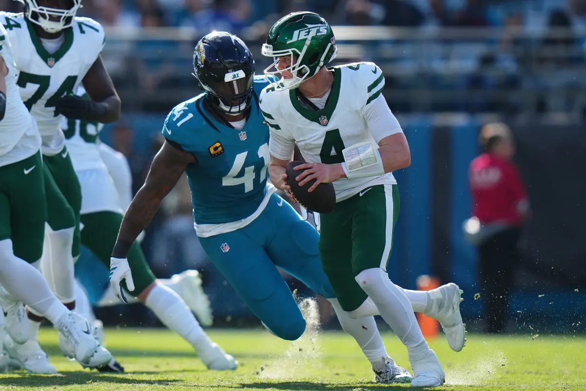 Jets still undecided on starting quarterback following Brady Cook's inconsistent performance