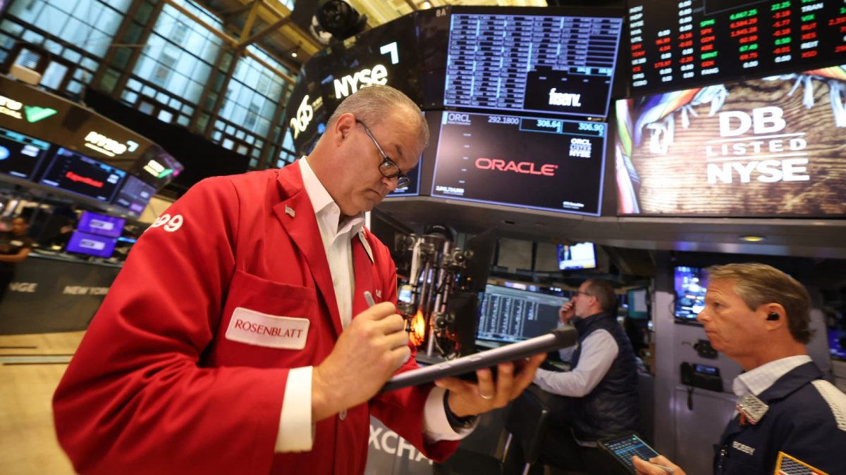 Jim Cramer's key 10 items to monitor in the stock market on Thursday
